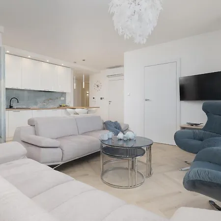 Blue Bien Apartment Rewal
