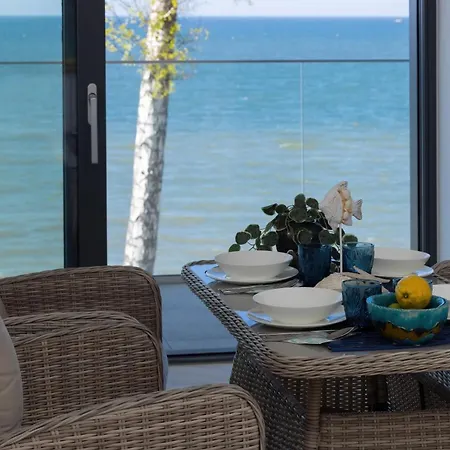 Blue Bien Apartment Rewal